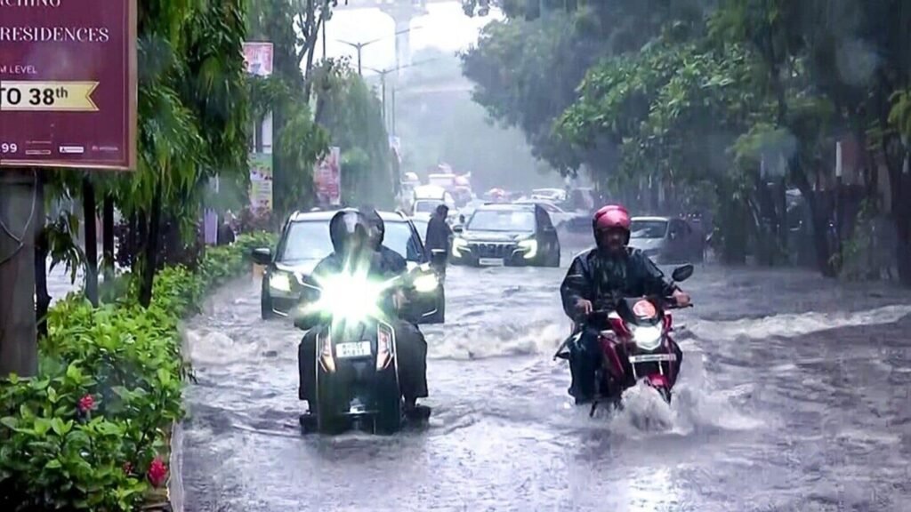 Mumbai Rain News LIVE Updates: All govt offices to remain closed today; private offices advised ‘work from home’