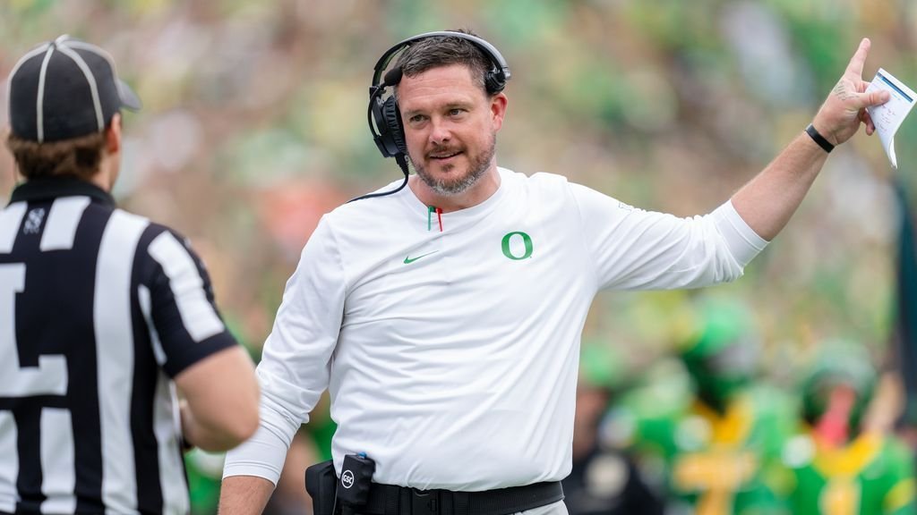 Oregon dominates Cowboys after Gundy ‘pours gasoline on fire’