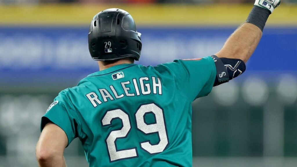 60 home runs! Breakdown of Cal Raleigh’s historic 2025 season