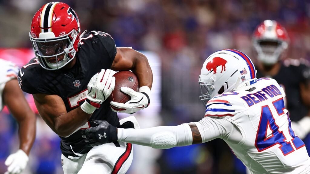 Bijan Robinson fuels Falcons in MNF win against Bills