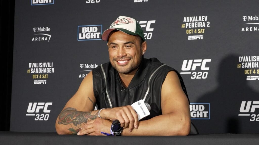 Carlos Ulberg expects next UFC title shot, but down for former champ