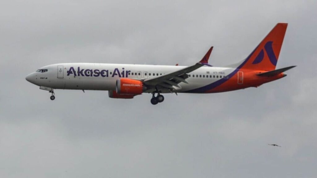 Attention Akasa Air flyers! Online booking, check-in services may be temporarily unavailable, airline issues advisory