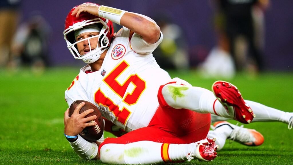 Could the Chiefs miss the playoffs? What went wrong in Week 11