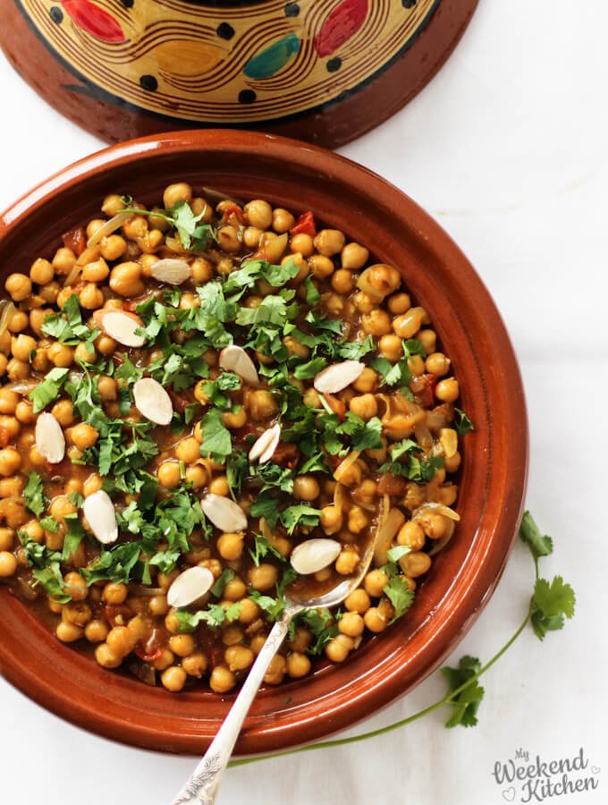 Savour the Exquisite Flavours of Tagine Food